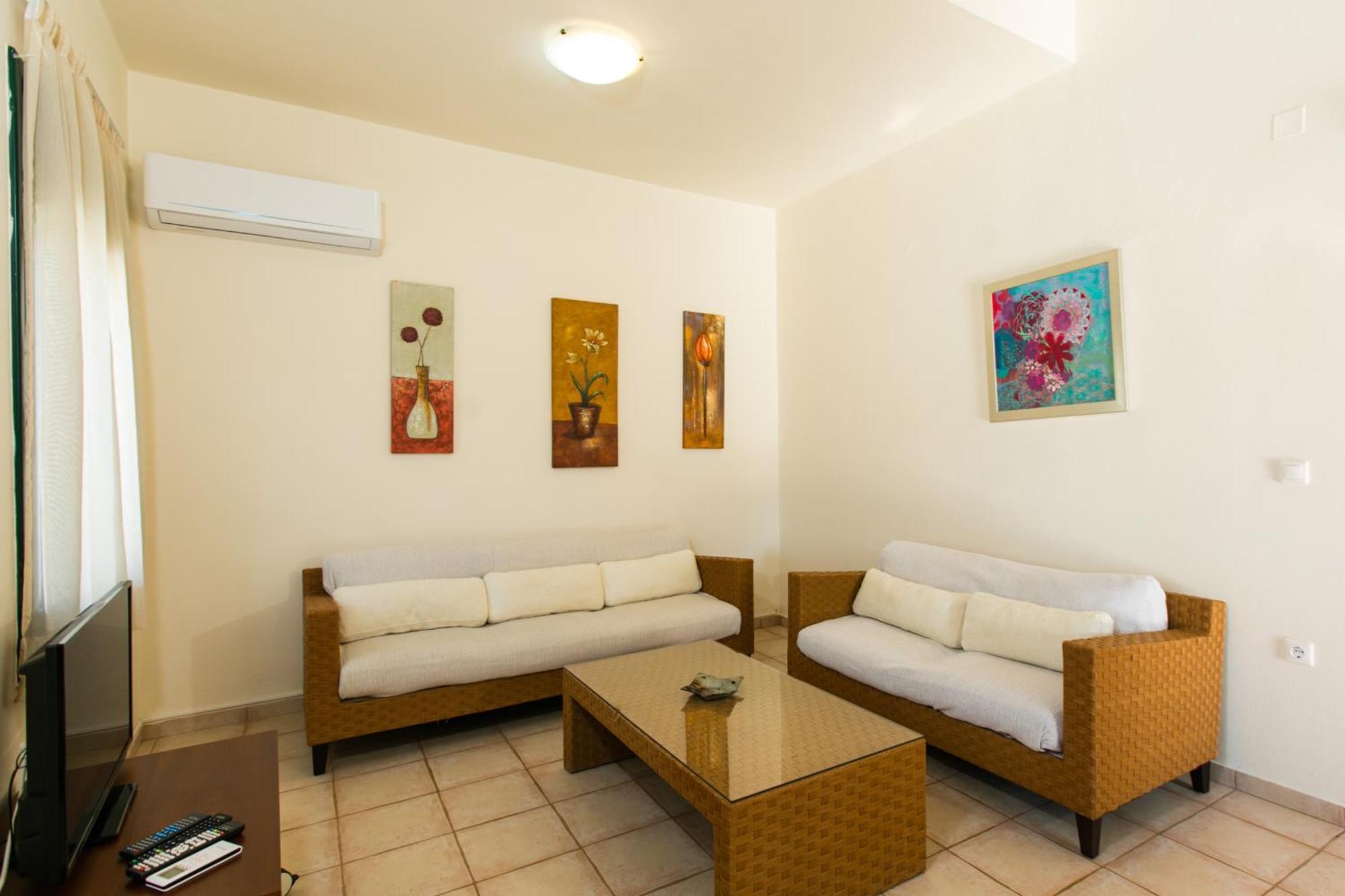 Villa Eleni Asprouliánoi Extérieur photo