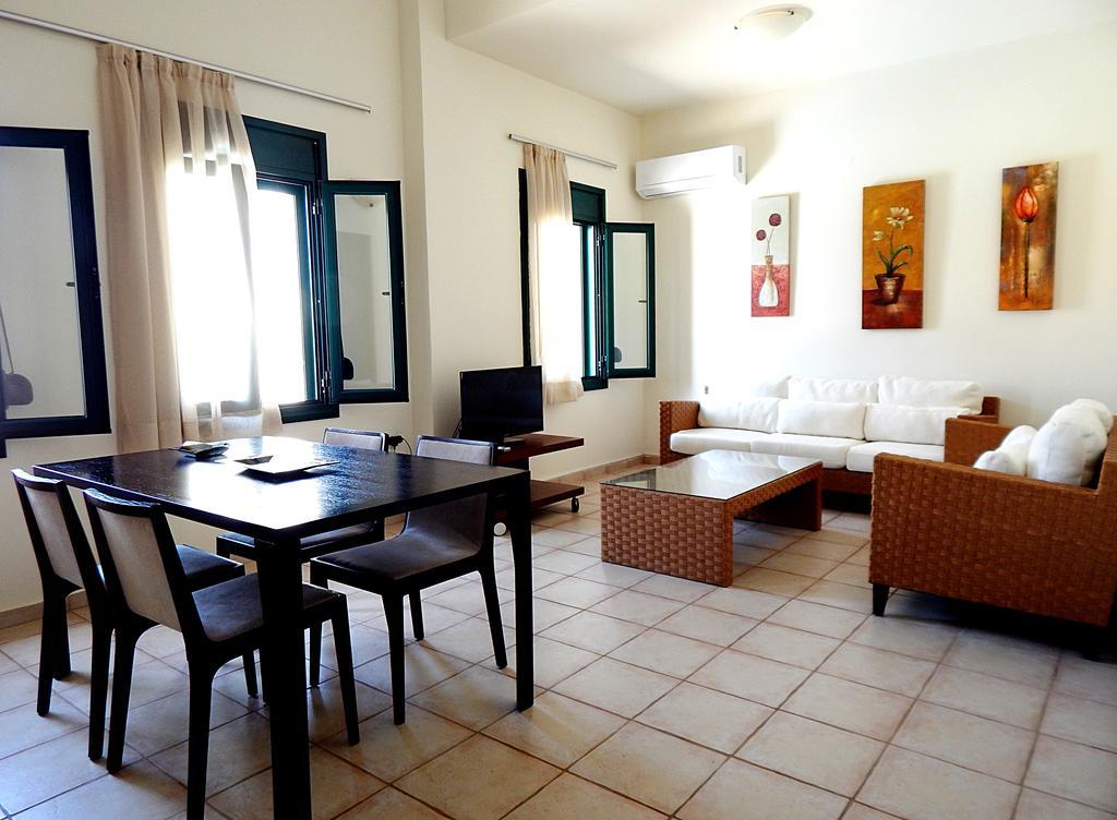 Villa Eleni Asprouliánoi Extérieur photo