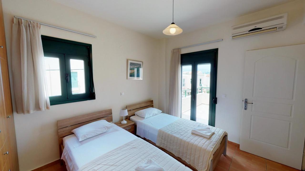 Villa Eleni Asprouliánoi Extérieur photo